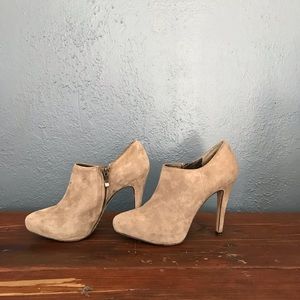 Sam Edelman - high heel light tan suede booties